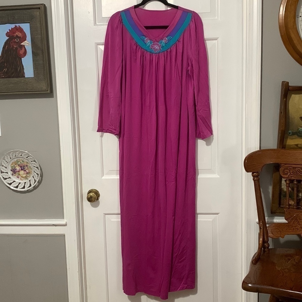 Vintage fuchsia with teal and purple neckline long nightgown